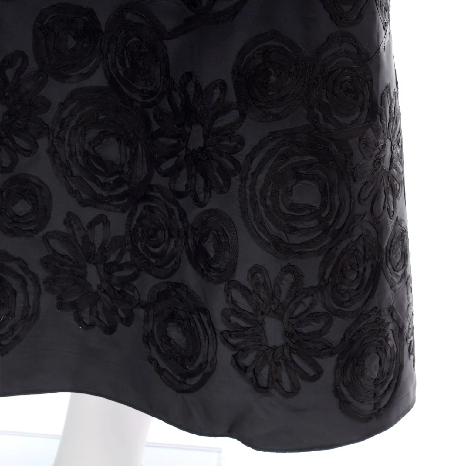 1999 Christian Lacroix Black Strapless Beaded Lace Evening Dress