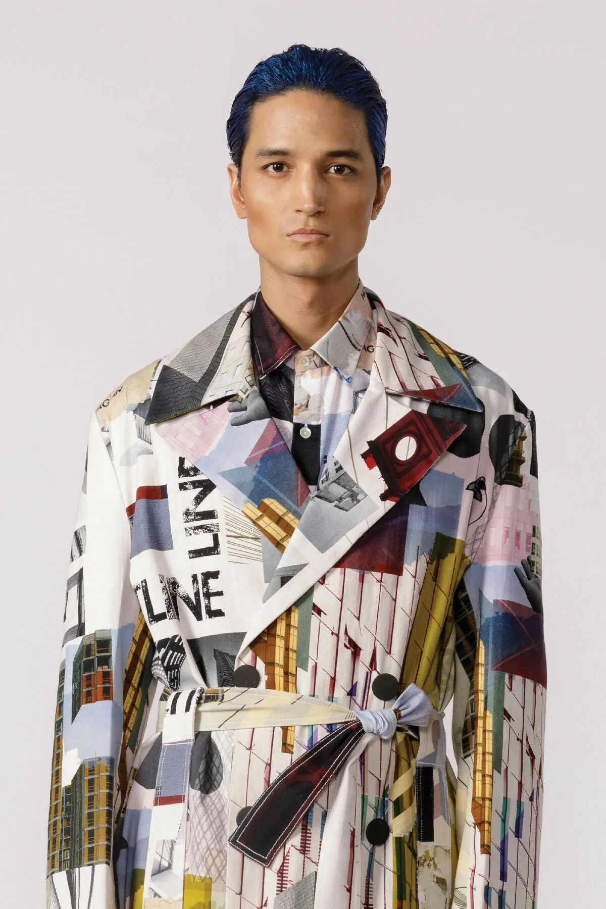 Bauhaus mosaic trench