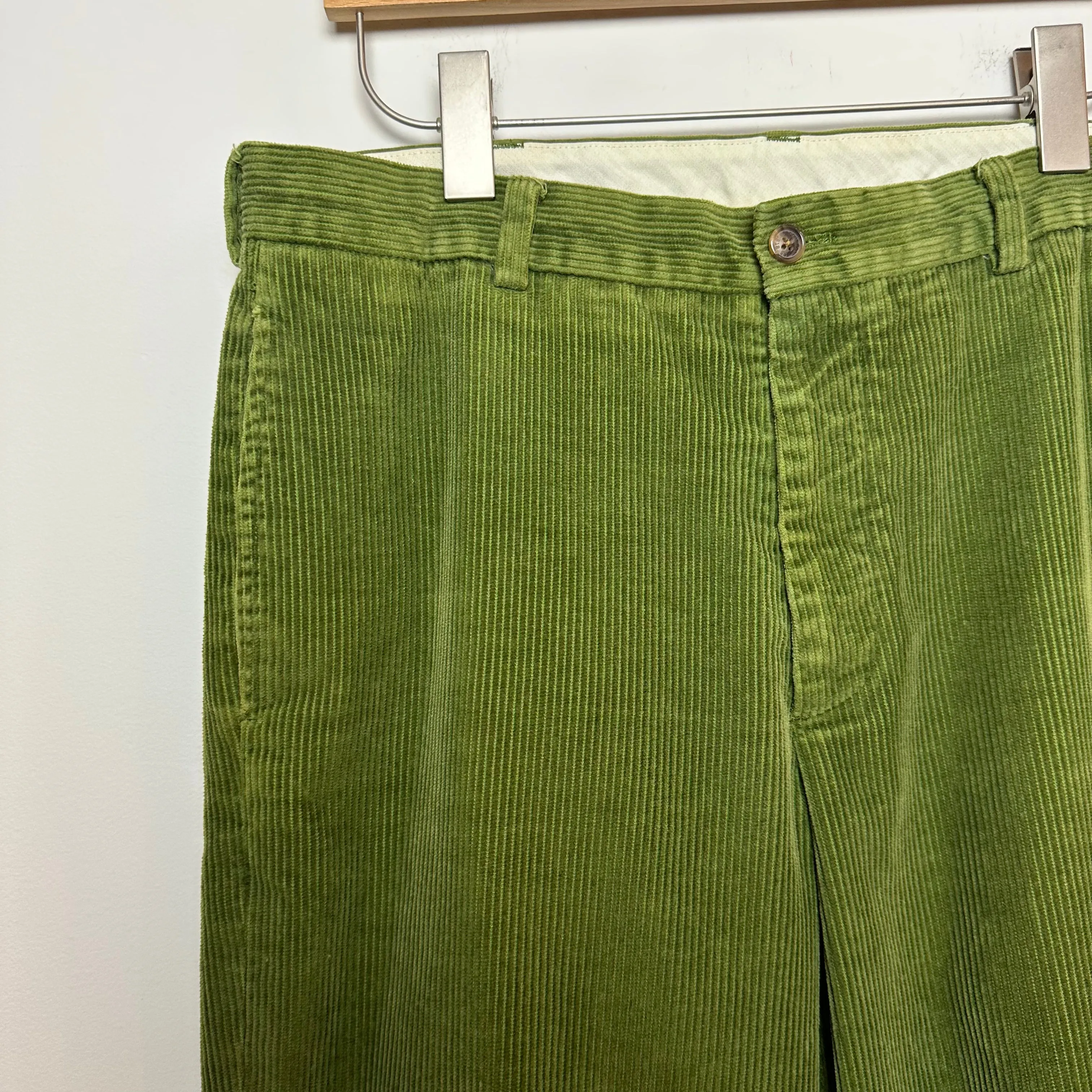 Brooks Brothers 346 Green Corduroy Trouser Pants Chinos Wide Wale 34 x 30