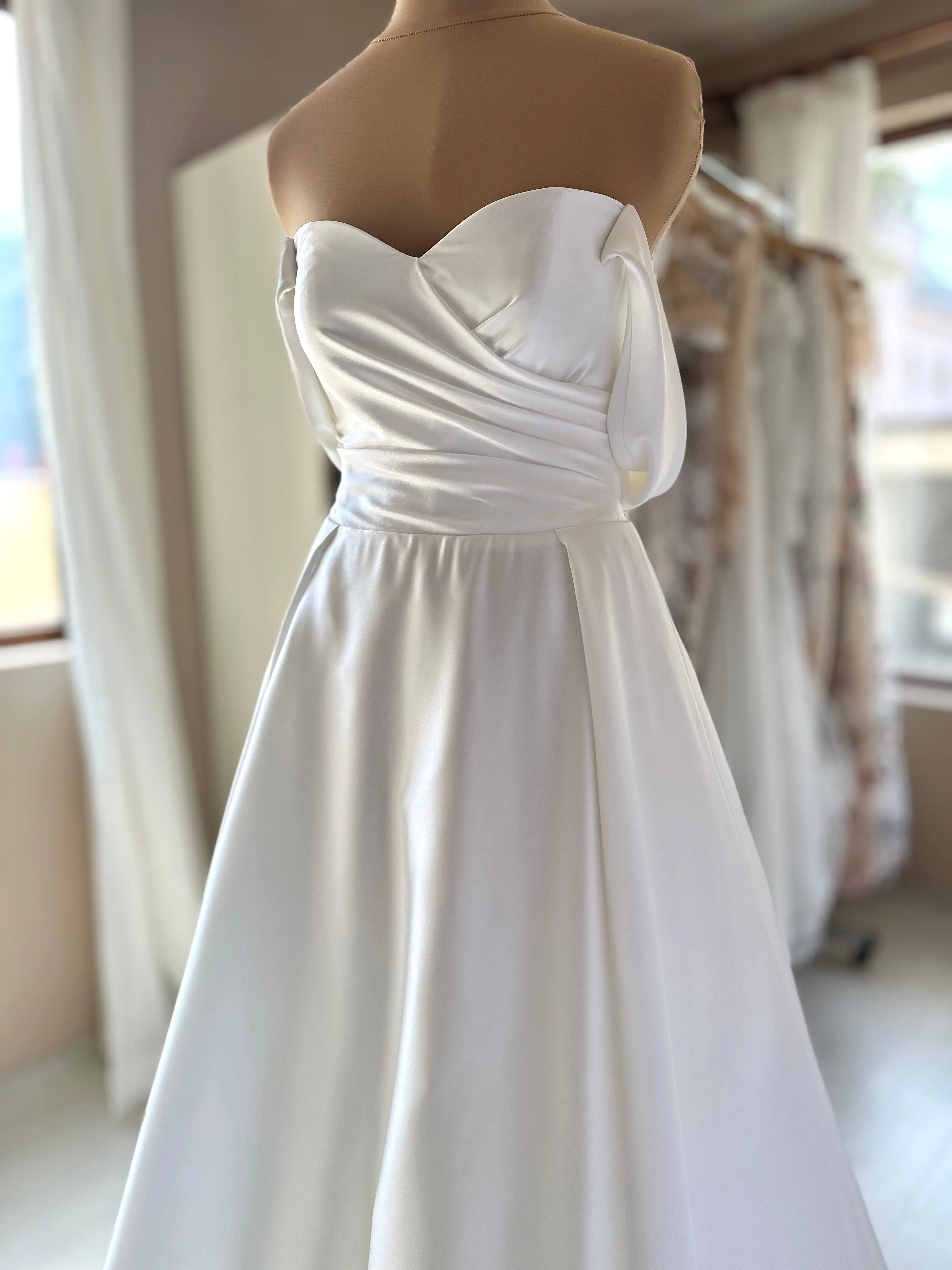 Elegant A-line wedding dress Off the shoulder Alyson