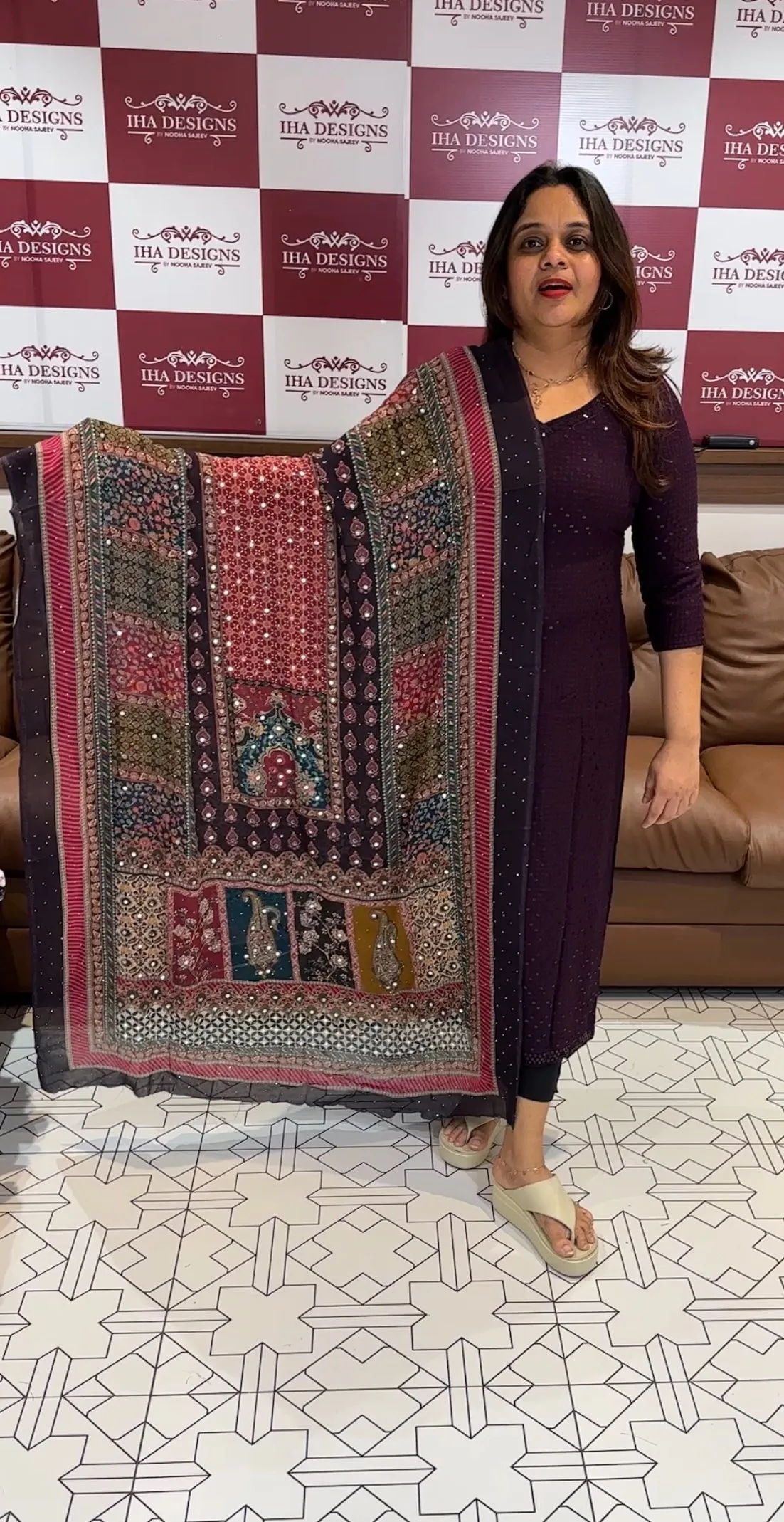 IHA'S IN-HOUSE DESIGNER DUPATTA - IHA 14386