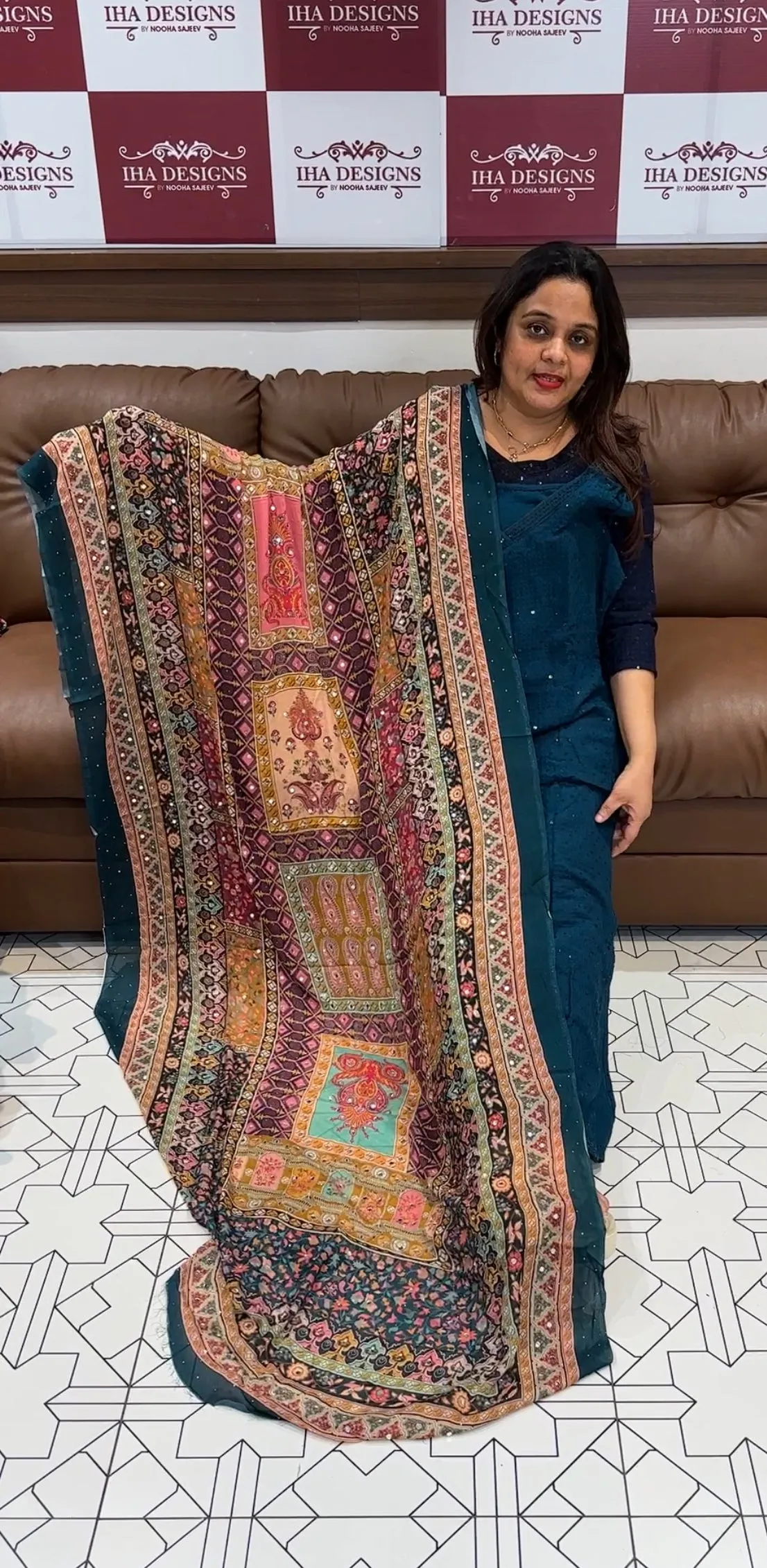 IHA'S IN-HOUSE DESIGNER DUPATTA - IHA 14386
