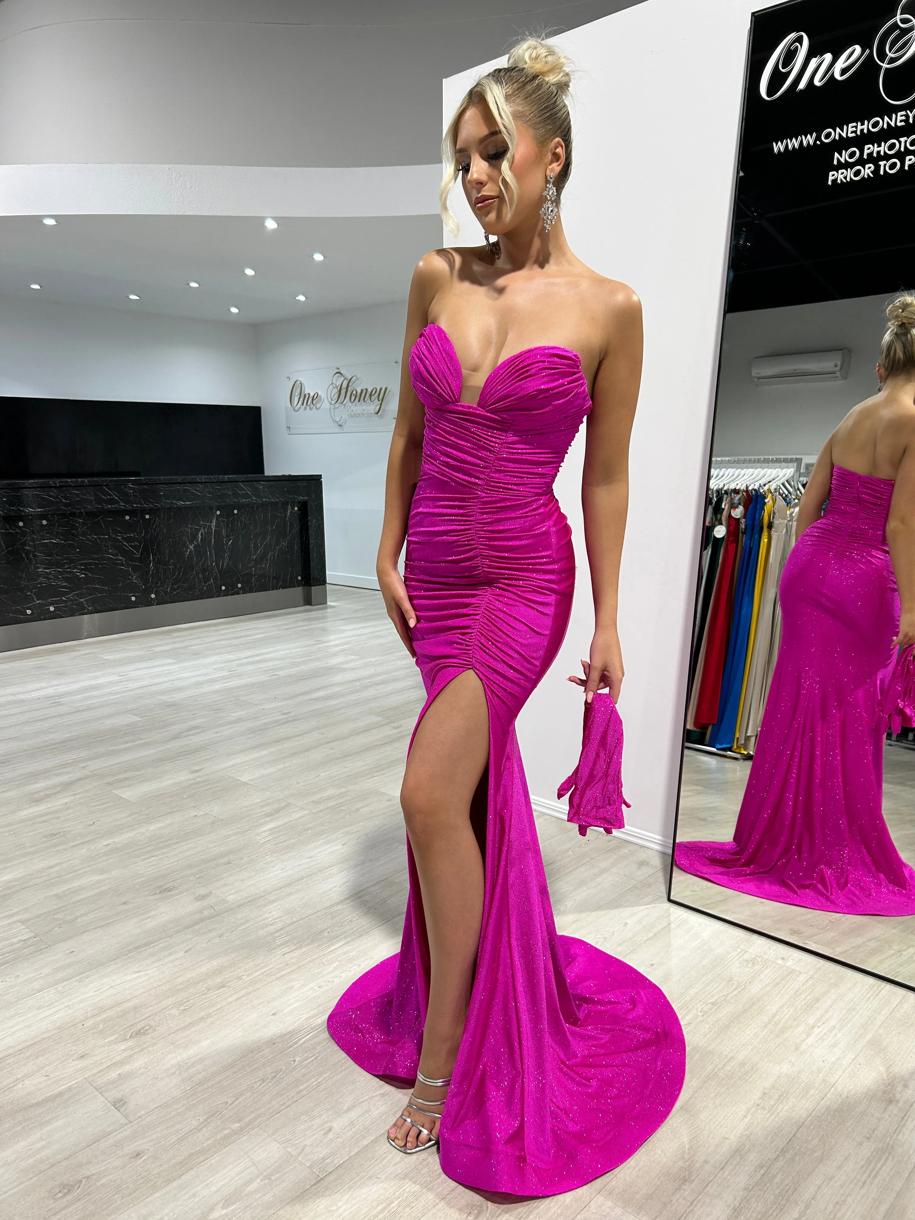 JESIKA Glitter Strapless Mermaid Dress with Gloves