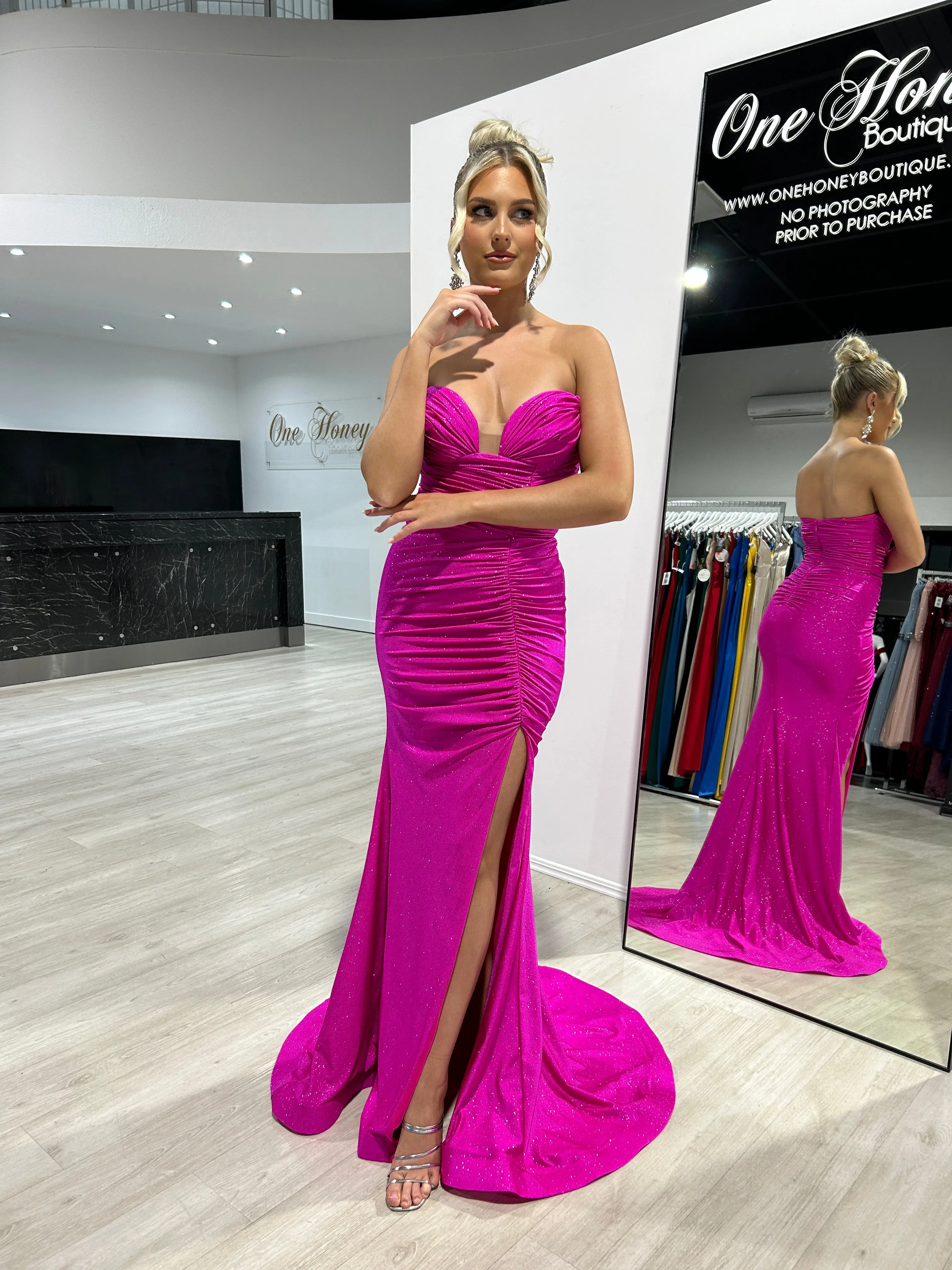 JESIKA Glitter Strapless Mermaid Dress with Gloves