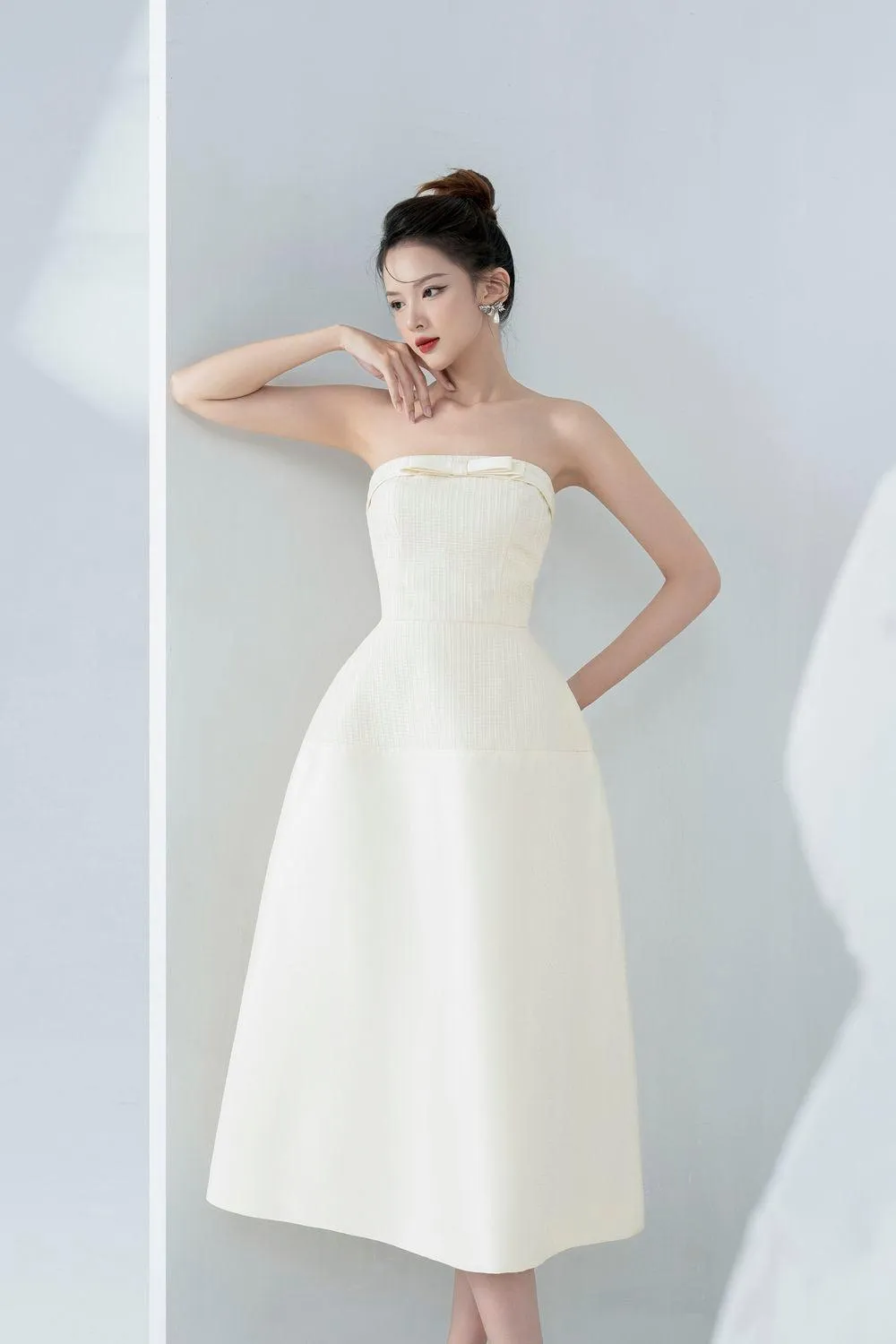 Lily Strapless Bow Nacre Taffeta Midi Dress